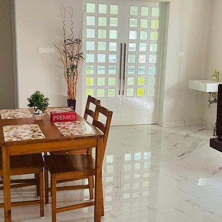 Rajamandiram 3Bhk Ac Apartment In Trivandrum Central Thiruvananthapuram Εξωτερικό φωτογραφία